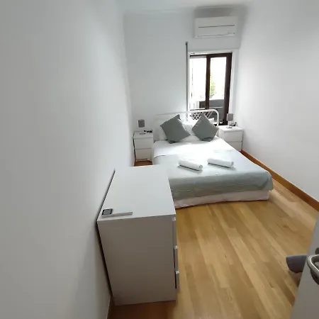 Theorynomadrooms Al Lisboa-Republica Vendégház