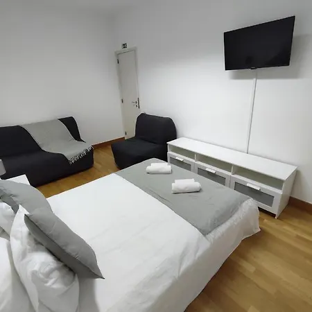 Theorynomadrooms Al Lisboa-Republica Πανσιόν *