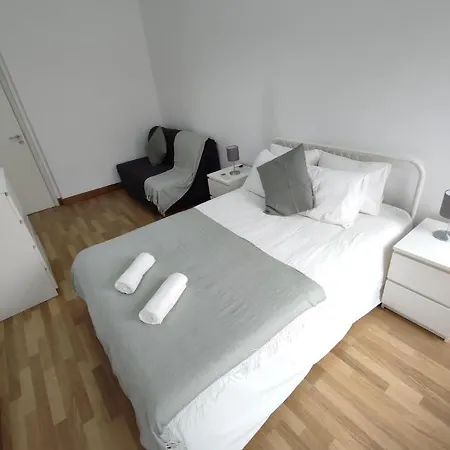 Πανσιόν Theorynomadrooms Al Lisboa-Republica *