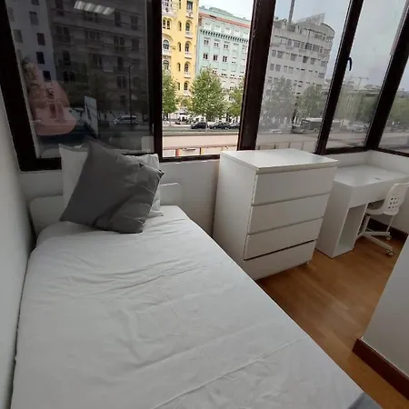 Theorynomadrooms Al Lisboa-Republica Πανσιόν Lisboa