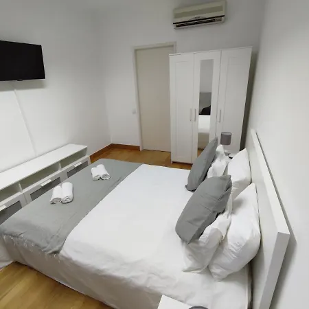 Pensjonat Theorynomadrooms Al Lisboa-Republica Lizbona